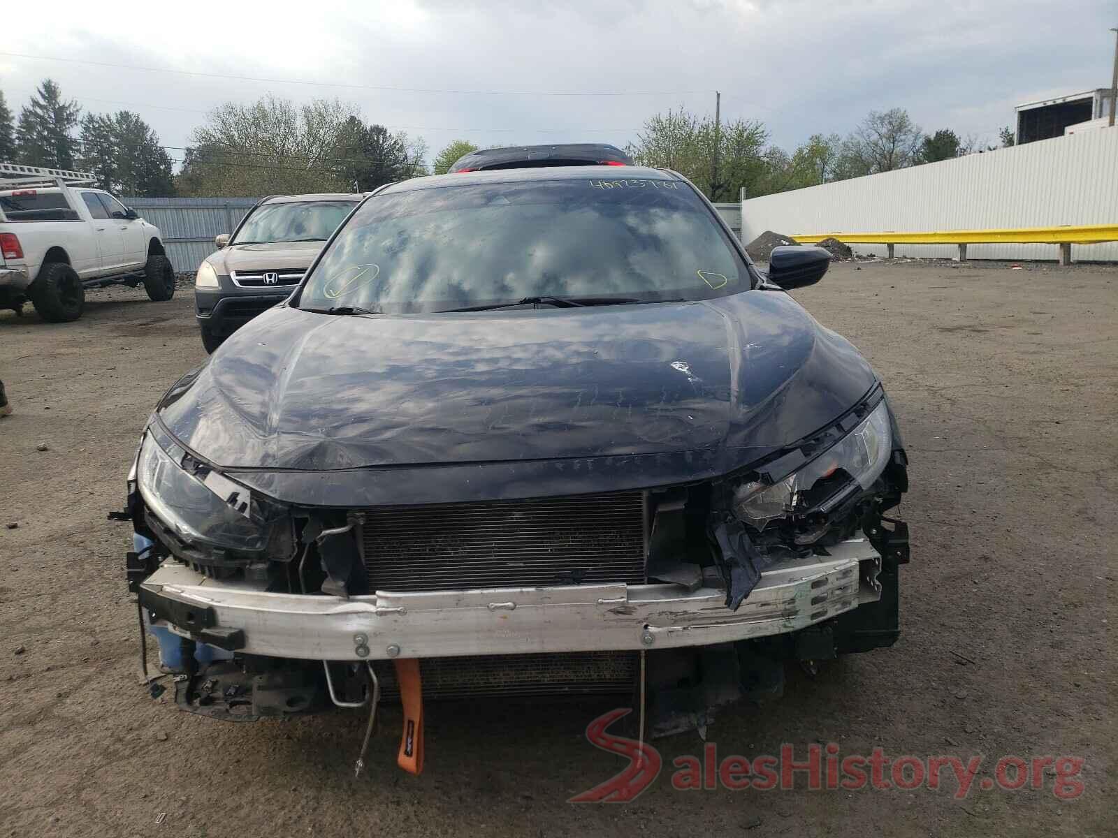 2HGFC2F8XKH505585 2019 HONDA CIVIC