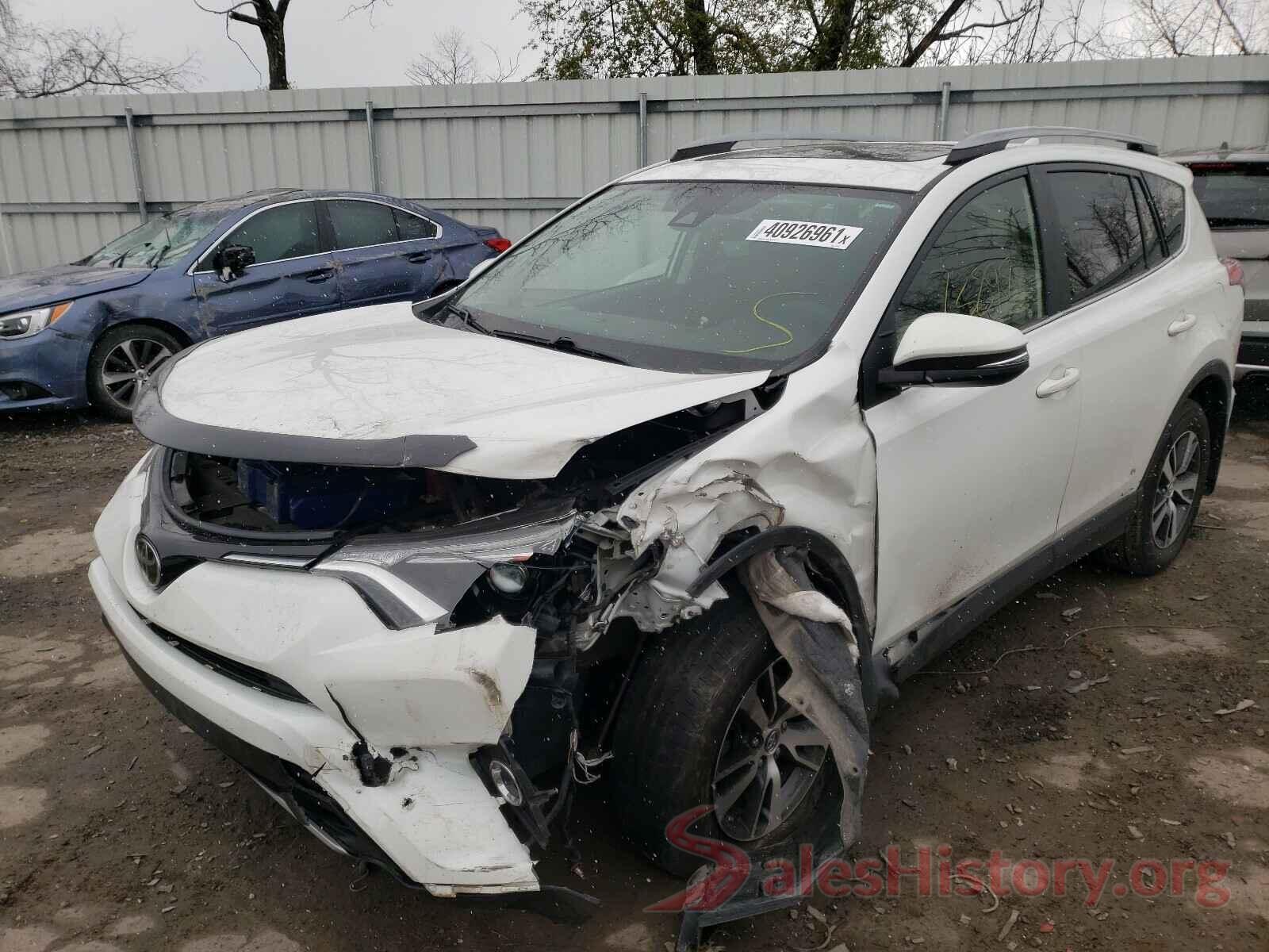 JTMRFREV1HD210514 2017 TOYOTA RAV4