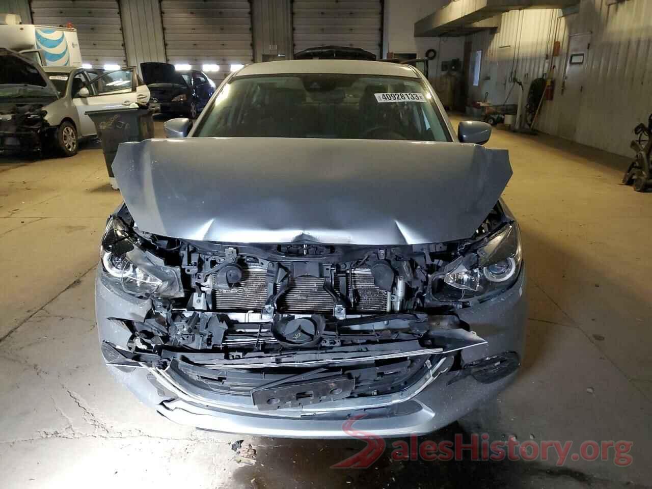 3MZBN1U73JM245149 2018 MAZDA 3