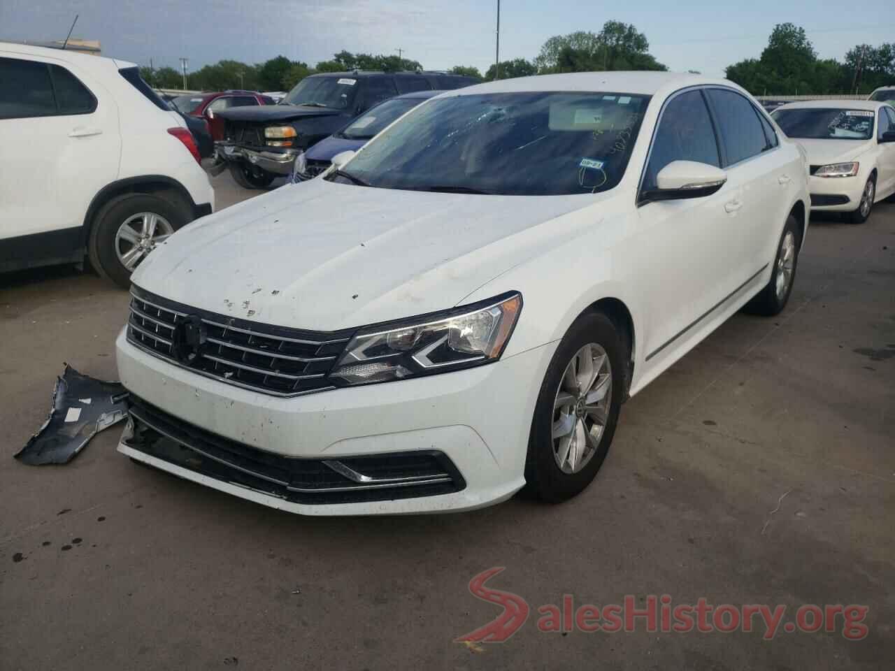 1VWAT7A35HC048467 2017 VOLKSWAGEN PASSAT