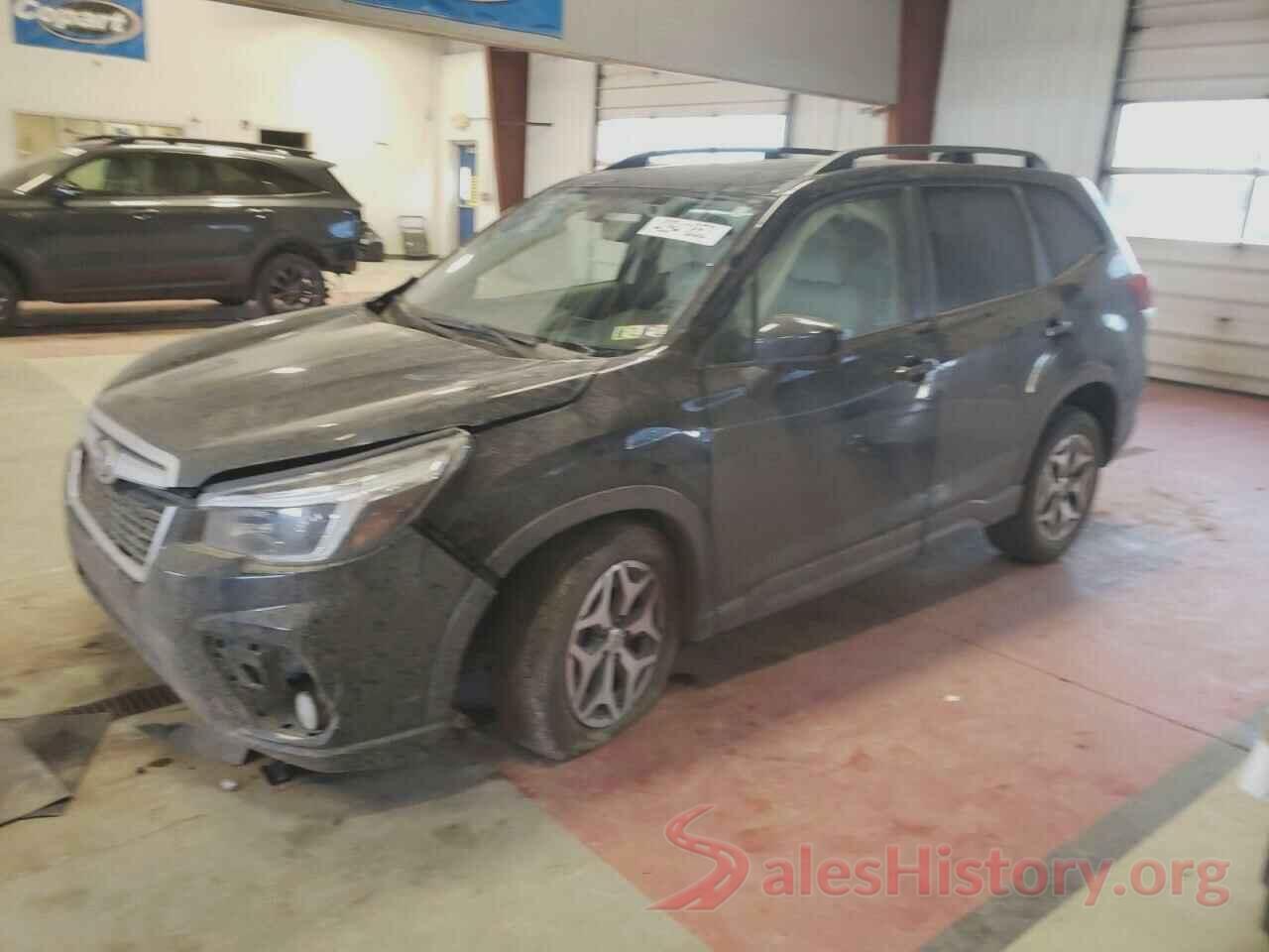 JF2SKAFC2MH404825 2021 SUBARU FORESTER