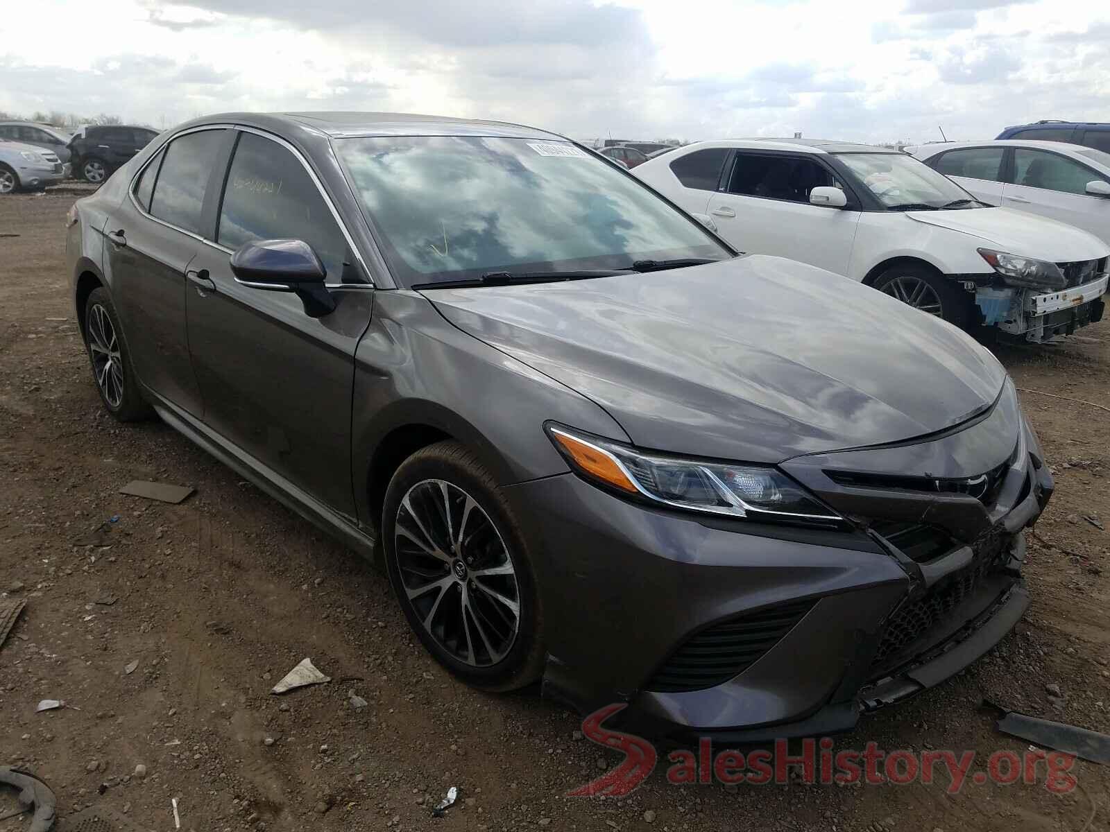 4T1B11HK7JU519280 2018 TOYOTA CAMRY