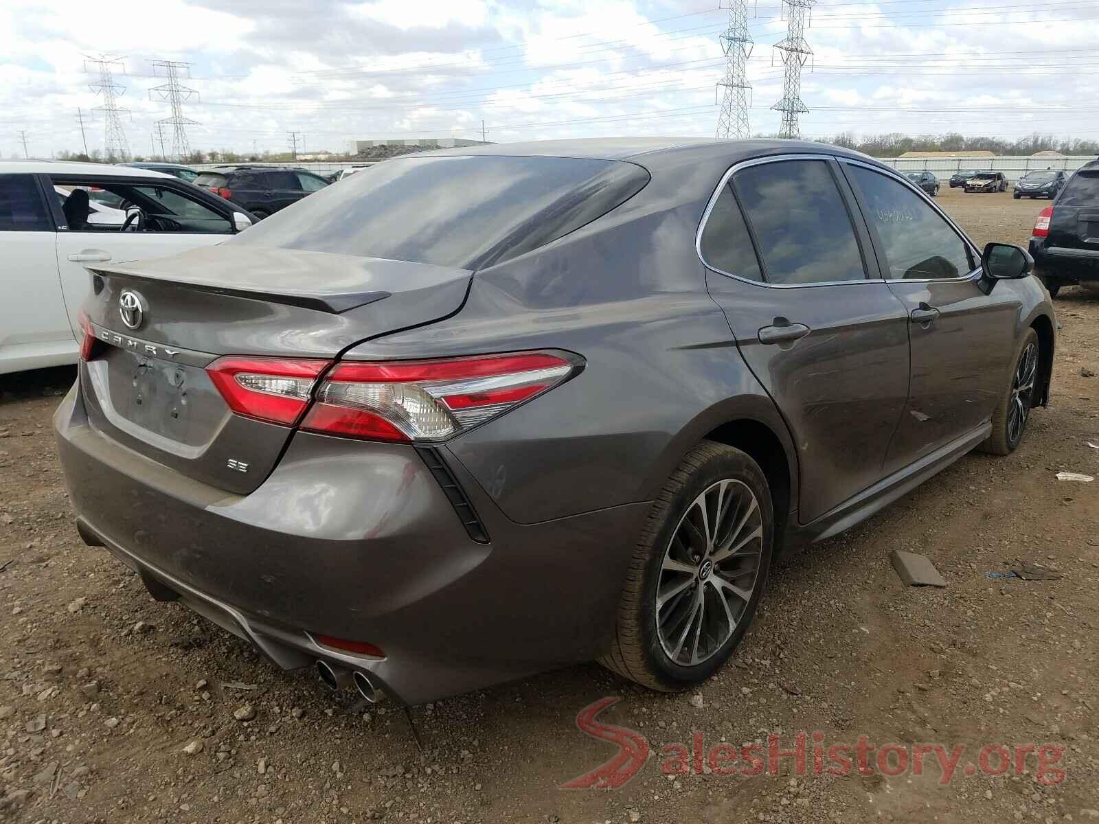 4T1B11HK7JU519280 2018 TOYOTA CAMRY