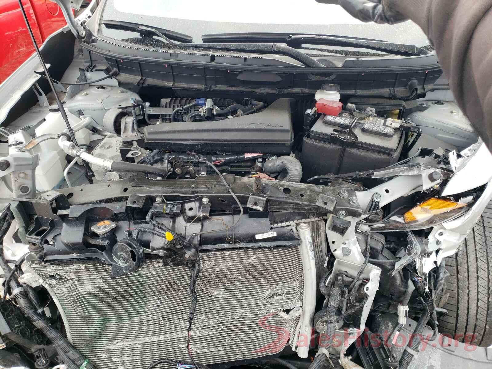 5N1AT2MV1JC822847 2018 NISSAN ROGUE