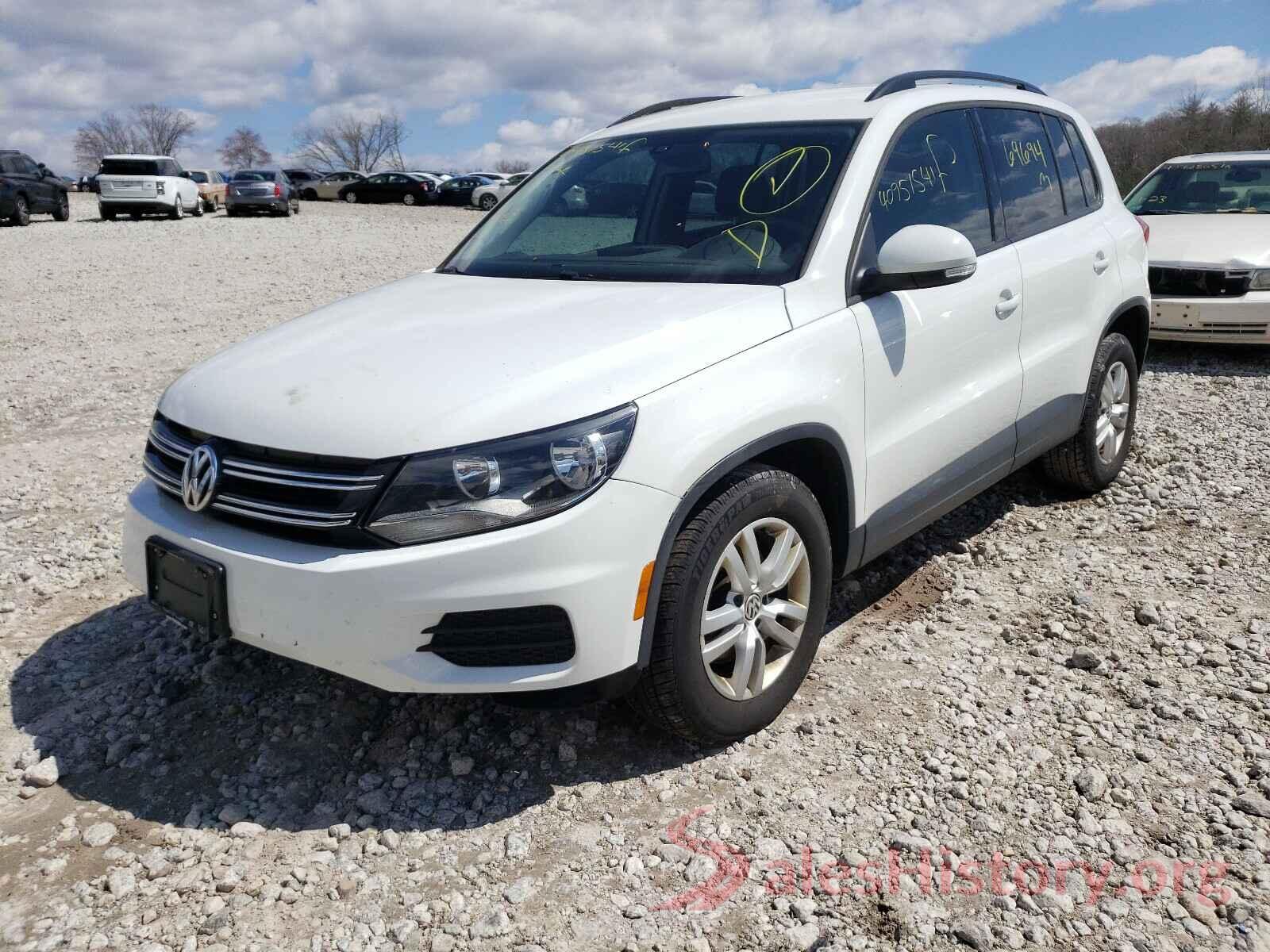 WVGBV7AX0GW003403 2016 VOLKSWAGEN TIGUAN