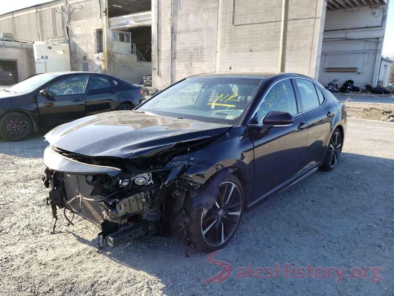 4T1B61HK5JU063135 2018 TOYOTA CAMRY