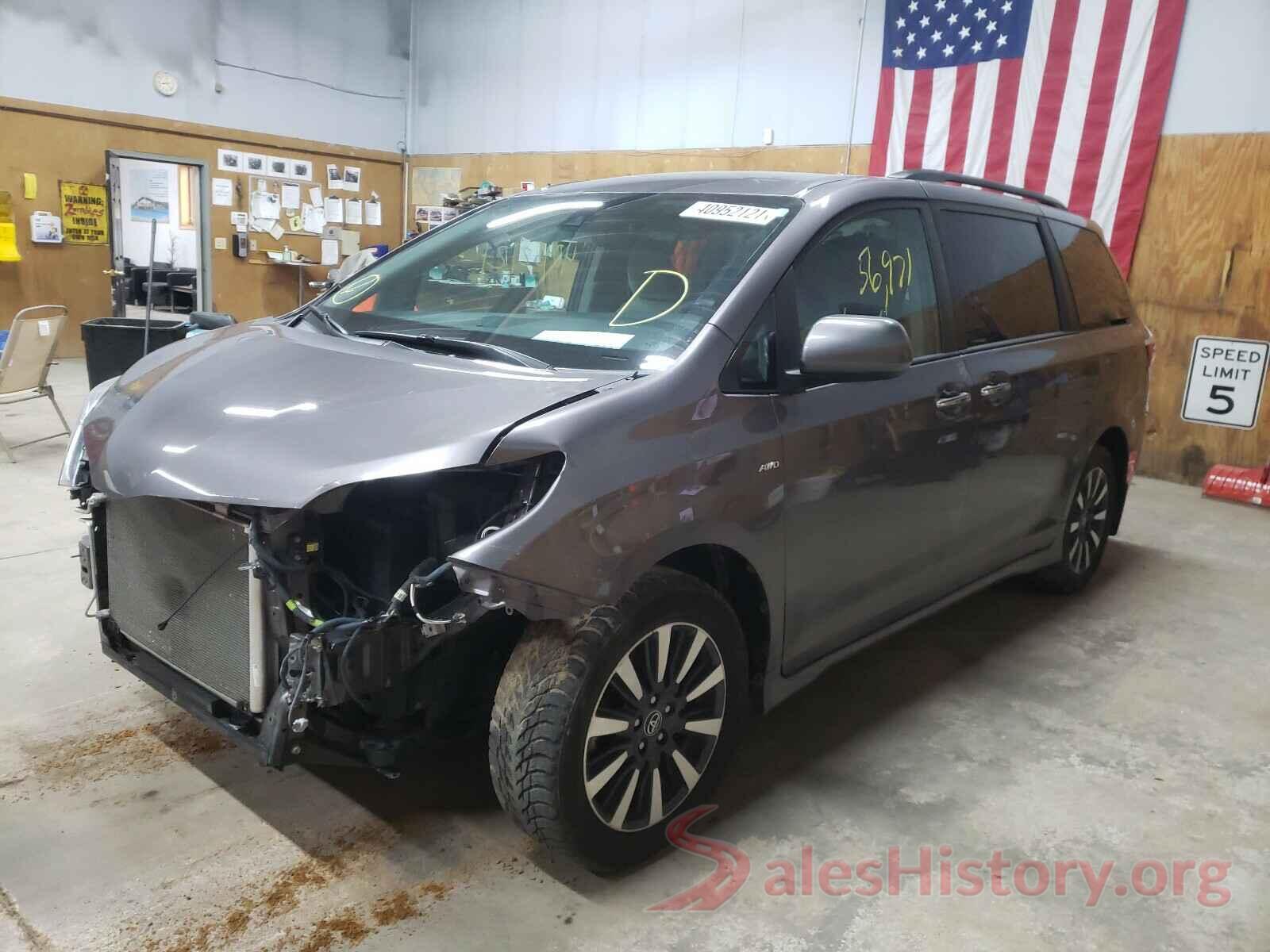 5TDJZ3DC1KS219985 2019 TOYOTA SIENNA