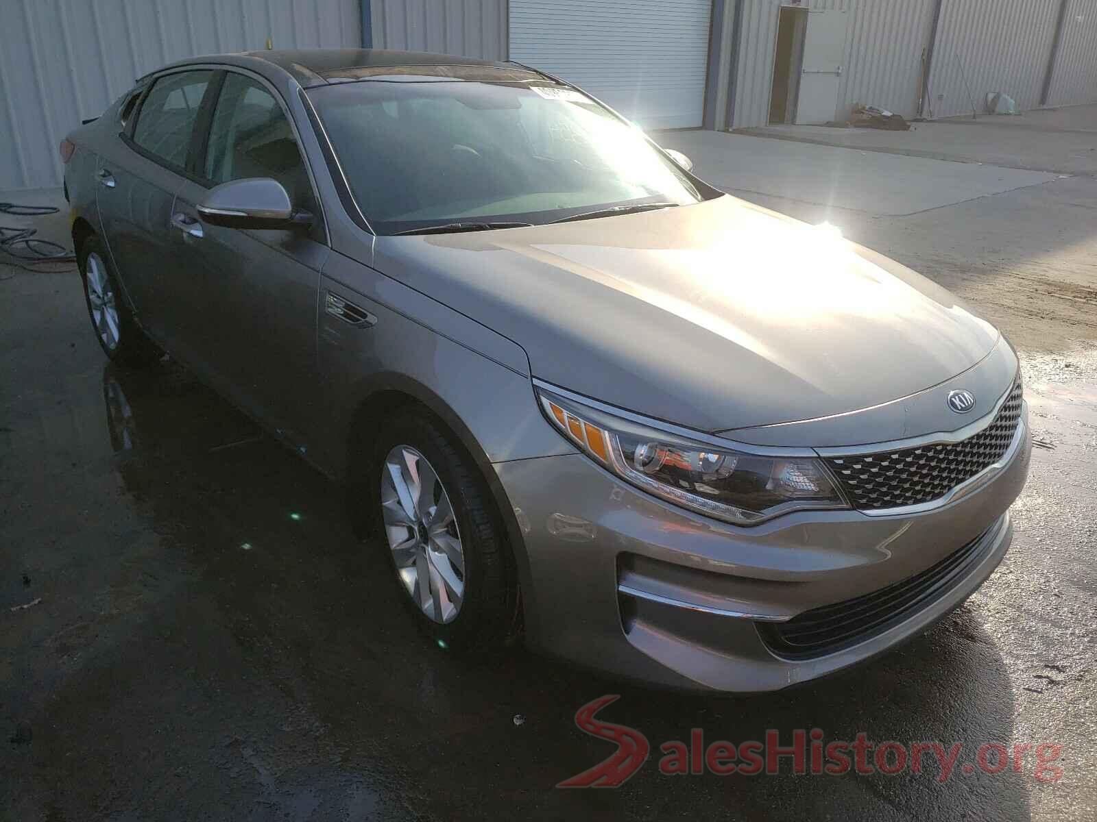 5XXGU4L37JG239027 2018 KIA OPTIMA