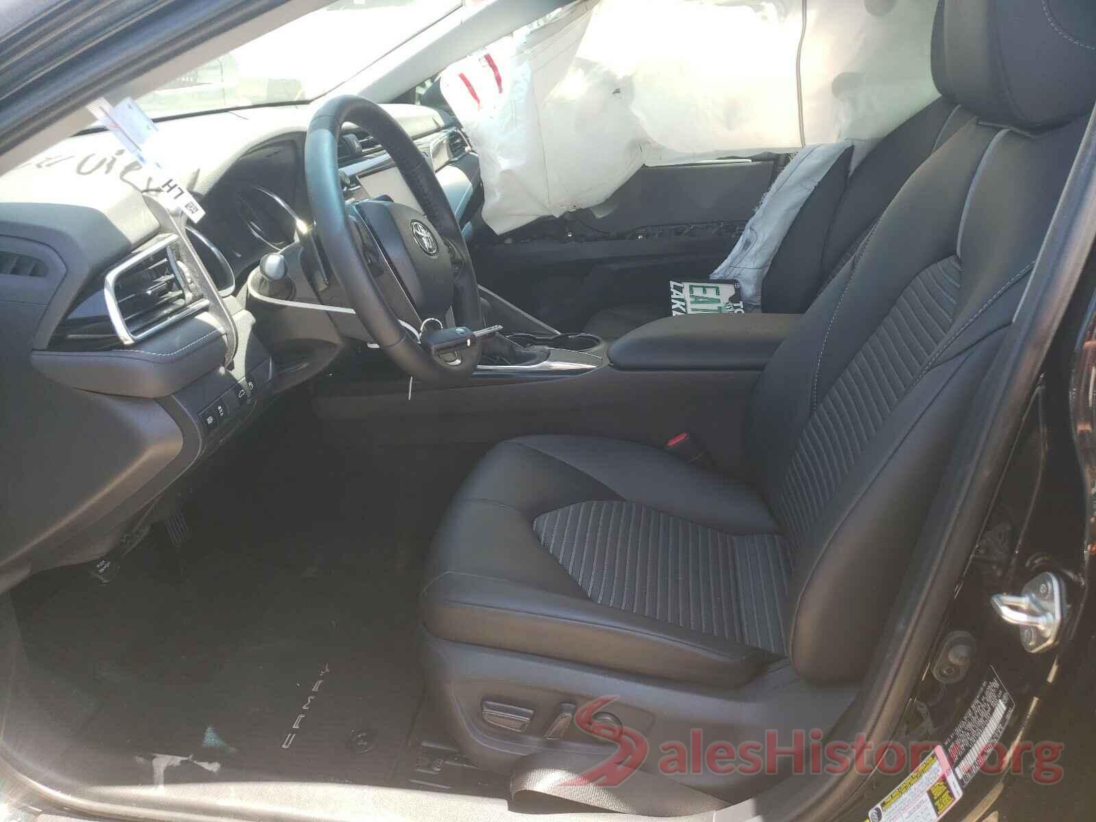 4T1B11HK8JU124587 2018 TOYOTA CAMRY