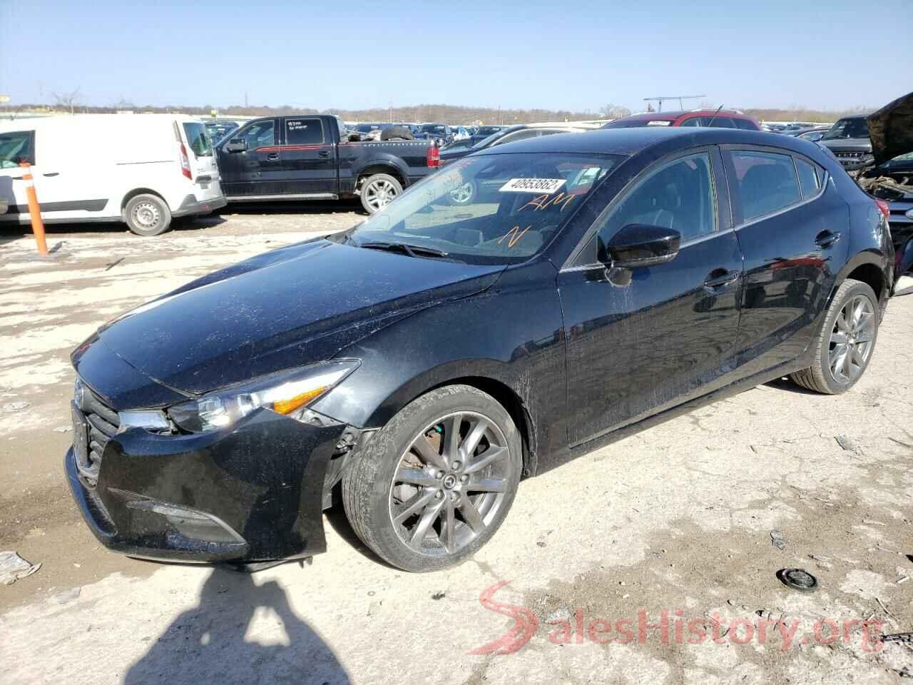 3MZBN1L39JM256784 2018 MAZDA 3