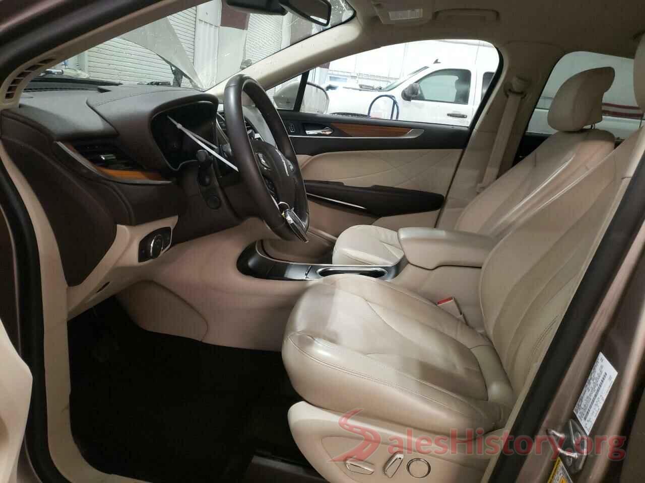 5LMCJ2D94KUL21770 2019 LINCOLN MKC