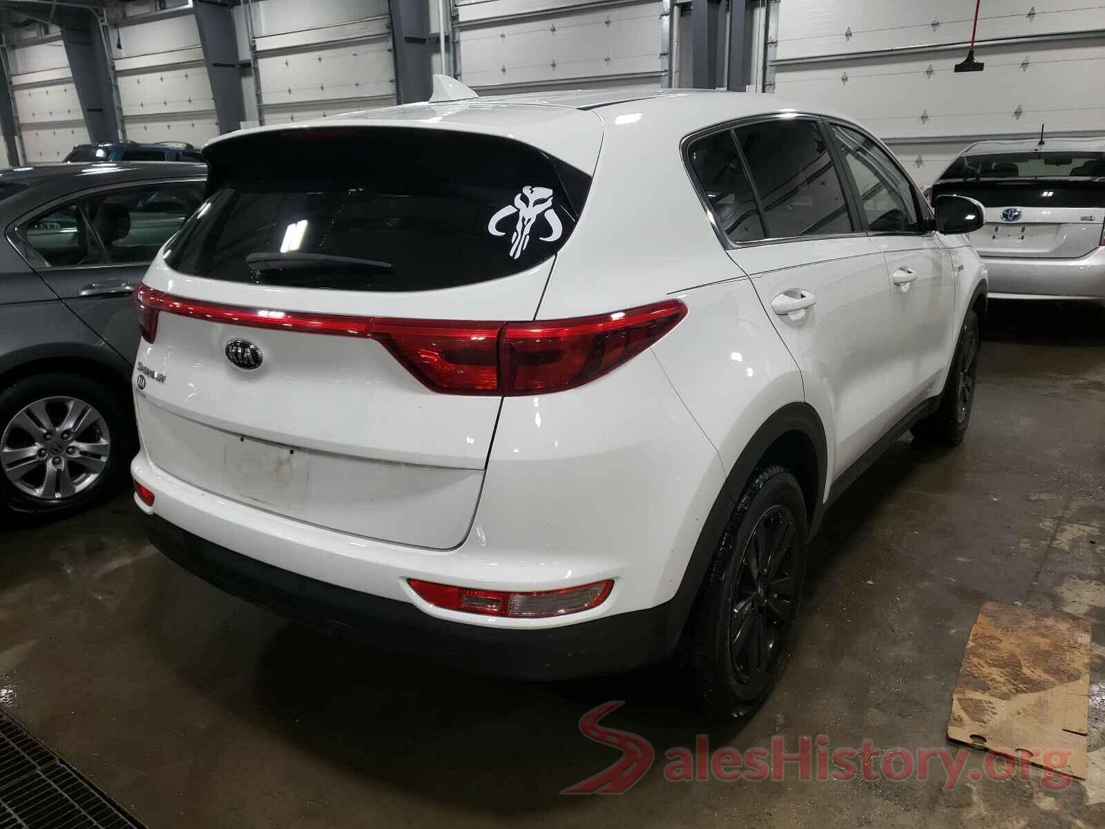 KNDPMCAC0J7350279 2018 KIA SPORTAGE