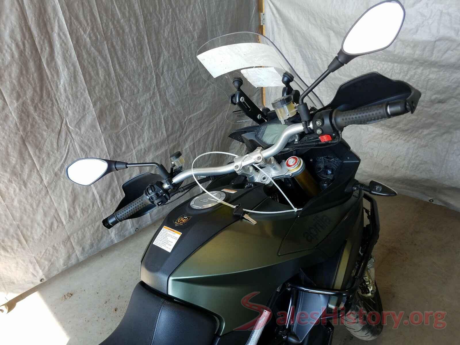 ZD4VKU002GS000012 2016 APRILIA MOTORCYCLE