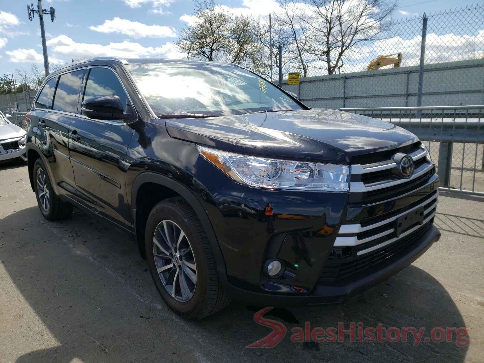 5TDJZRFH6JS872855 2018 TOYOTA HIGHLANDER