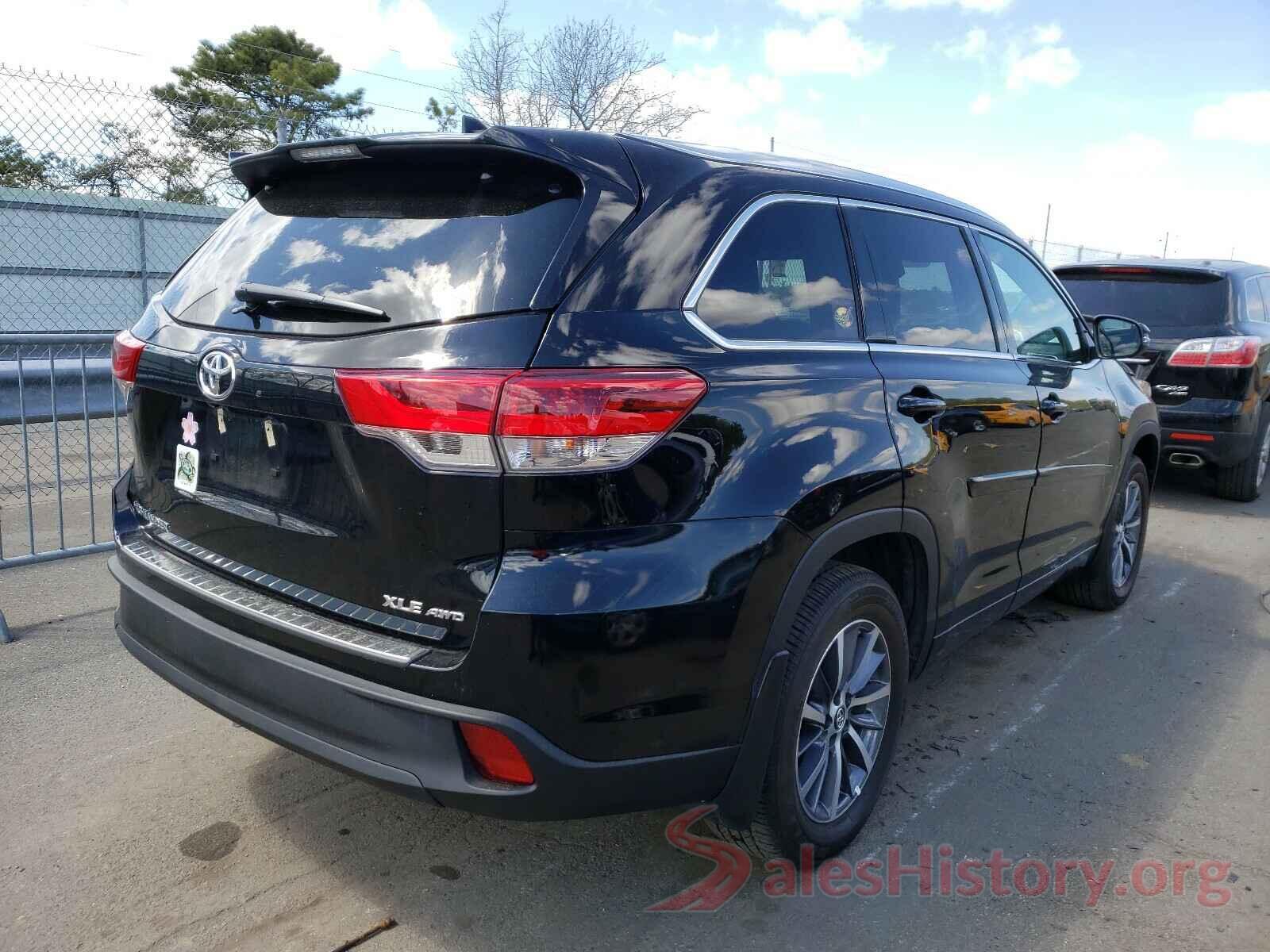 5TDJZRFH6JS872855 2018 TOYOTA HIGHLANDER