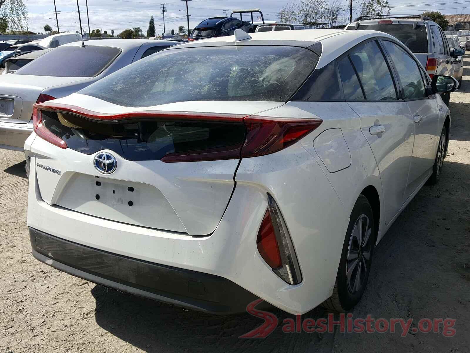 JTDKARFP3J3082630 2018 TOYOTA PRIUS