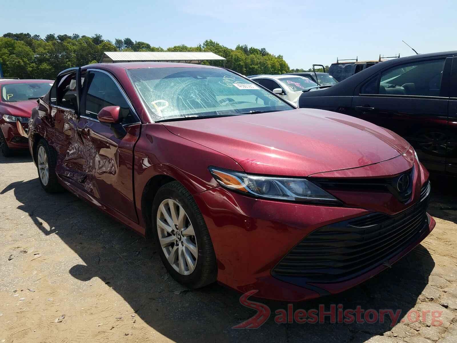 4T1B11HKXJU601861 2018 TOYOTA CAMRY