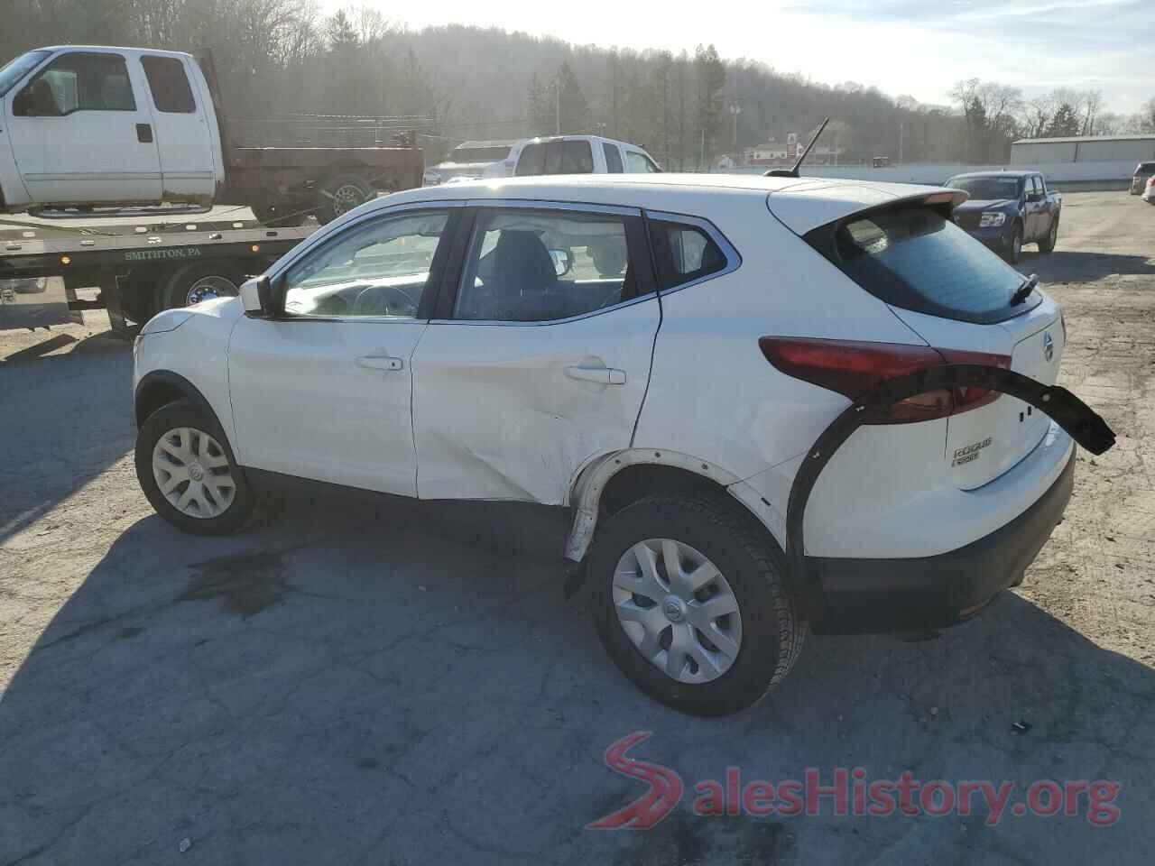 JN1BJ1CR2JW259354 2018 NISSAN ROGUE