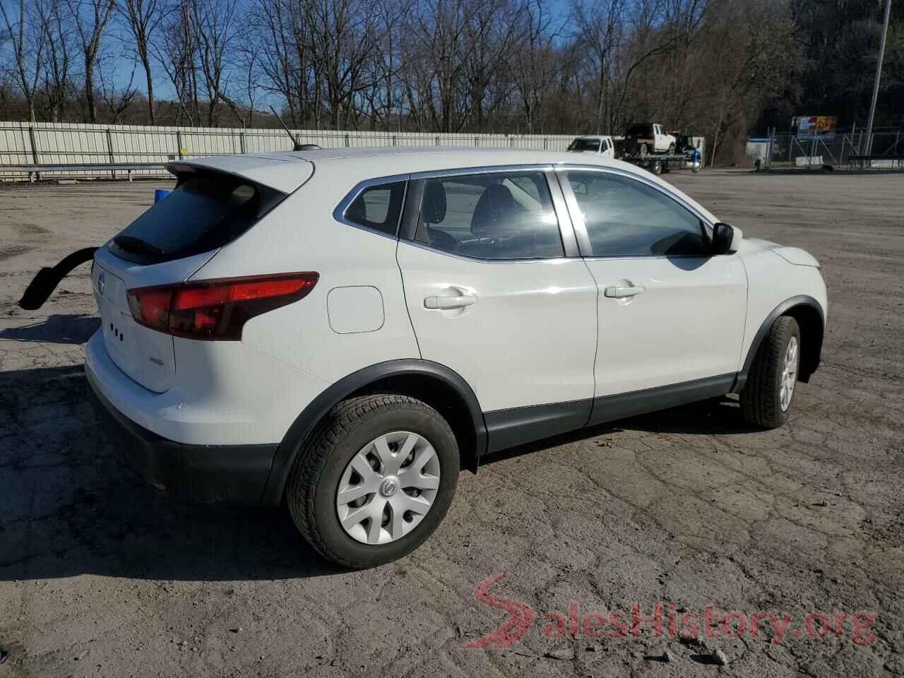 JN1BJ1CR2JW259354 2018 NISSAN ROGUE