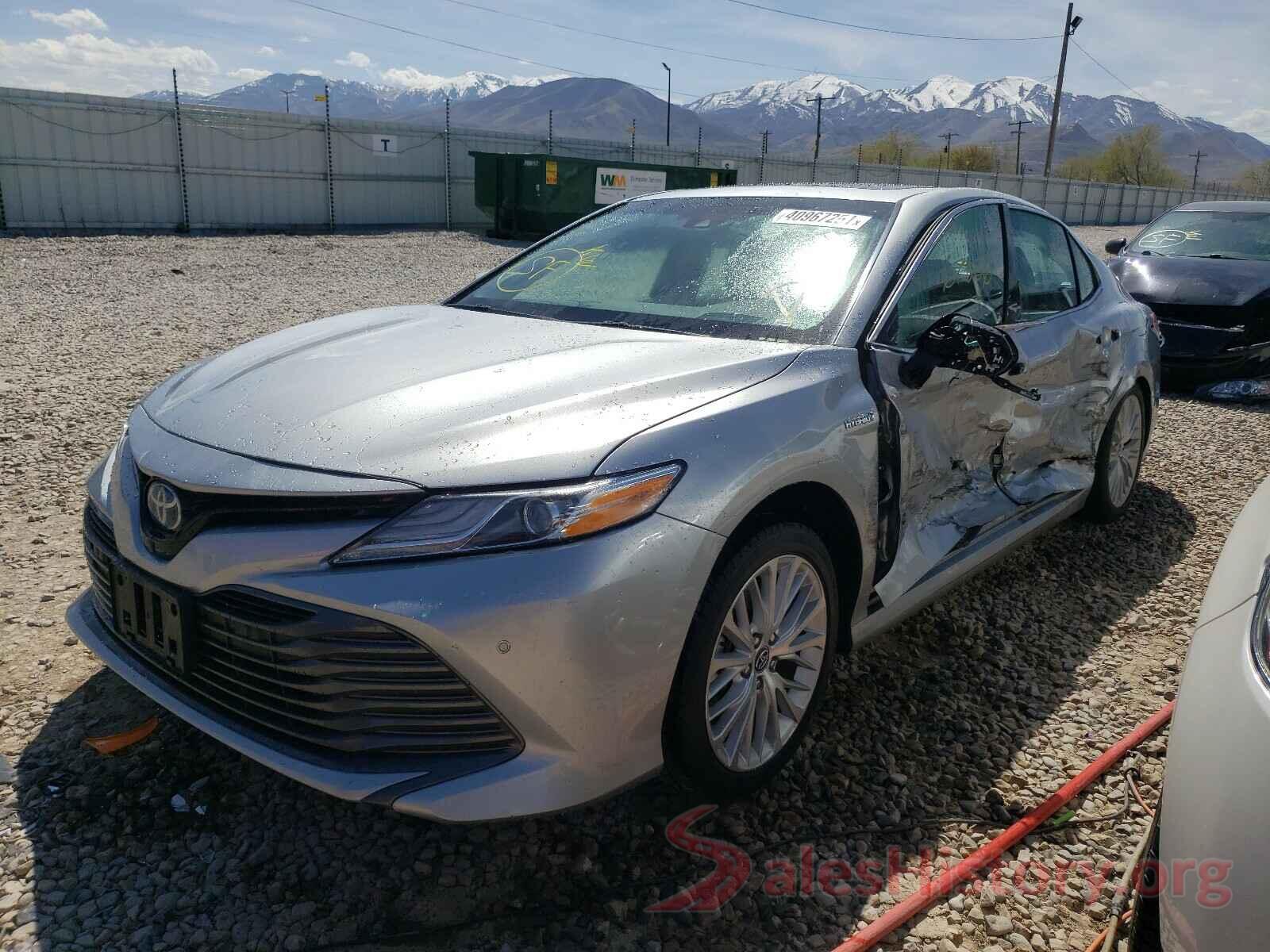 4T1B21HK9JU002236 2018 TOYOTA CAMRY