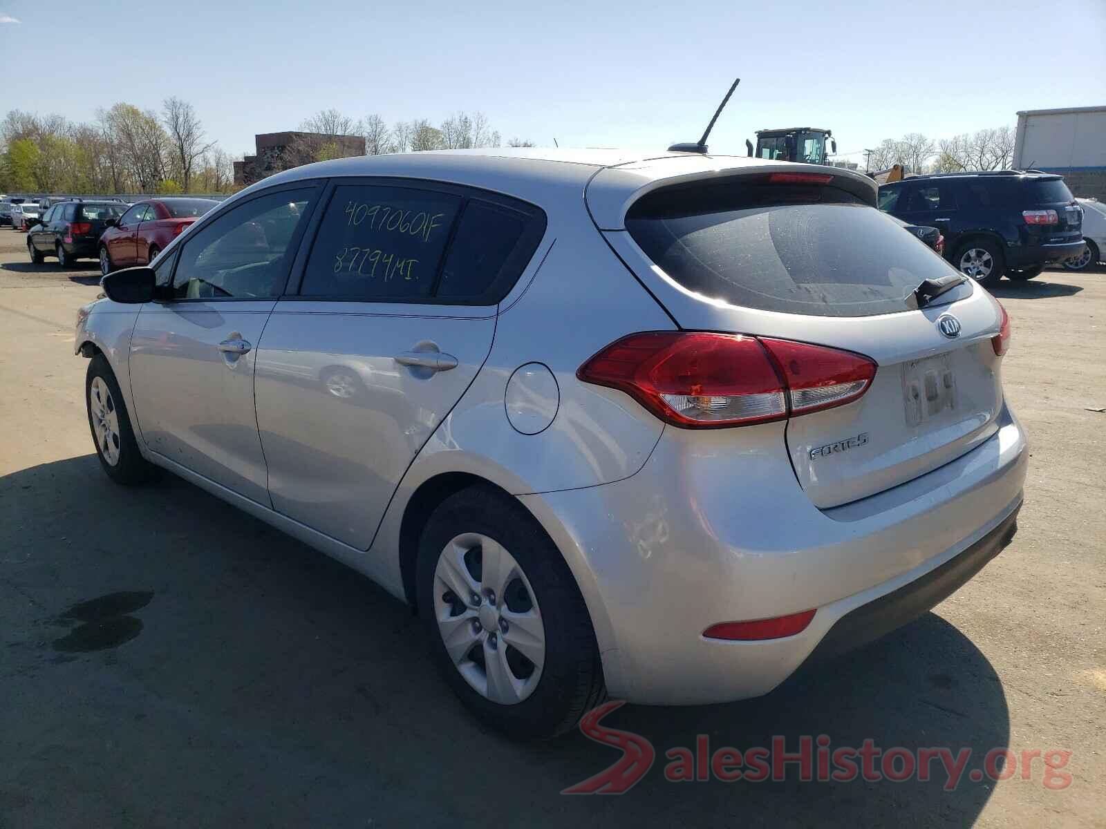 KNAFK5A83H5700886 2017 KIA FORTE