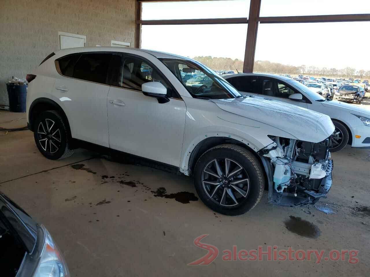 JM3KFACM1J1378875 2018 MAZDA CX-5