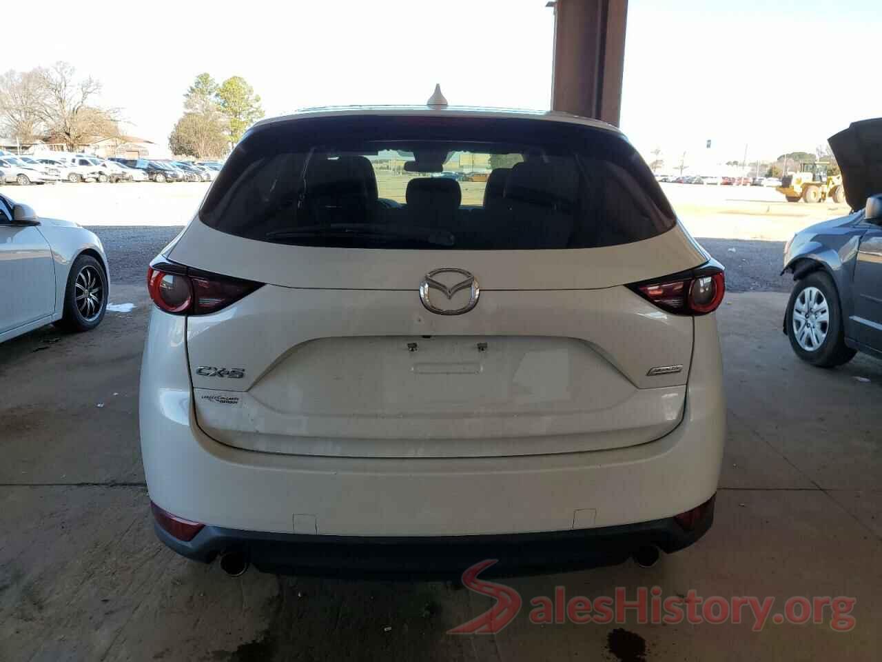 JM3KFACM1J1378875 2018 MAZDA CX-5