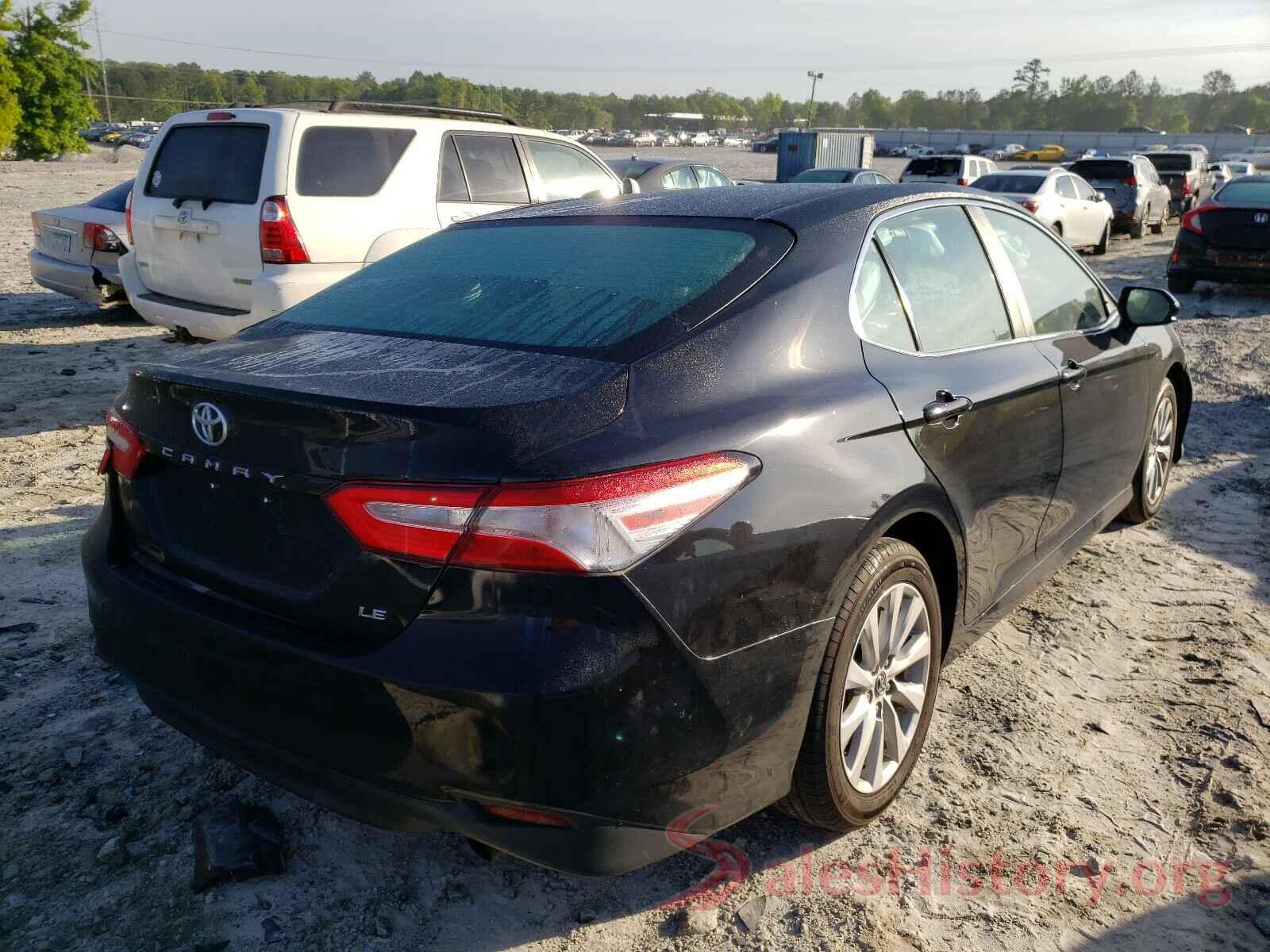 4T1B11HK6JU608743 2018 TOYOTA CAMRY