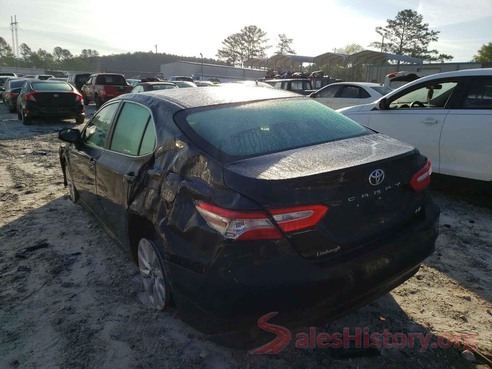 4T1B11HK6JU608743 2018 TOYOTA CAMRY