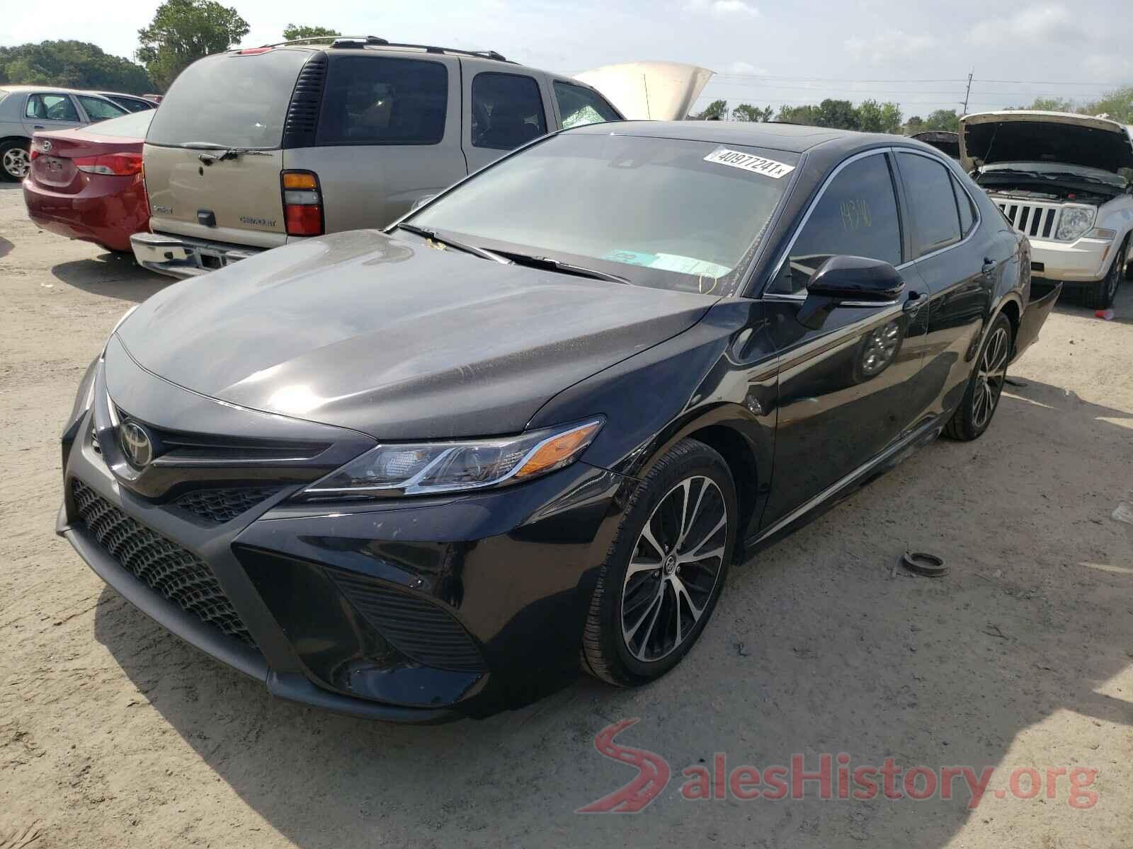 4T1B11HKXKU810437 2019 TOYOTA CAMRY