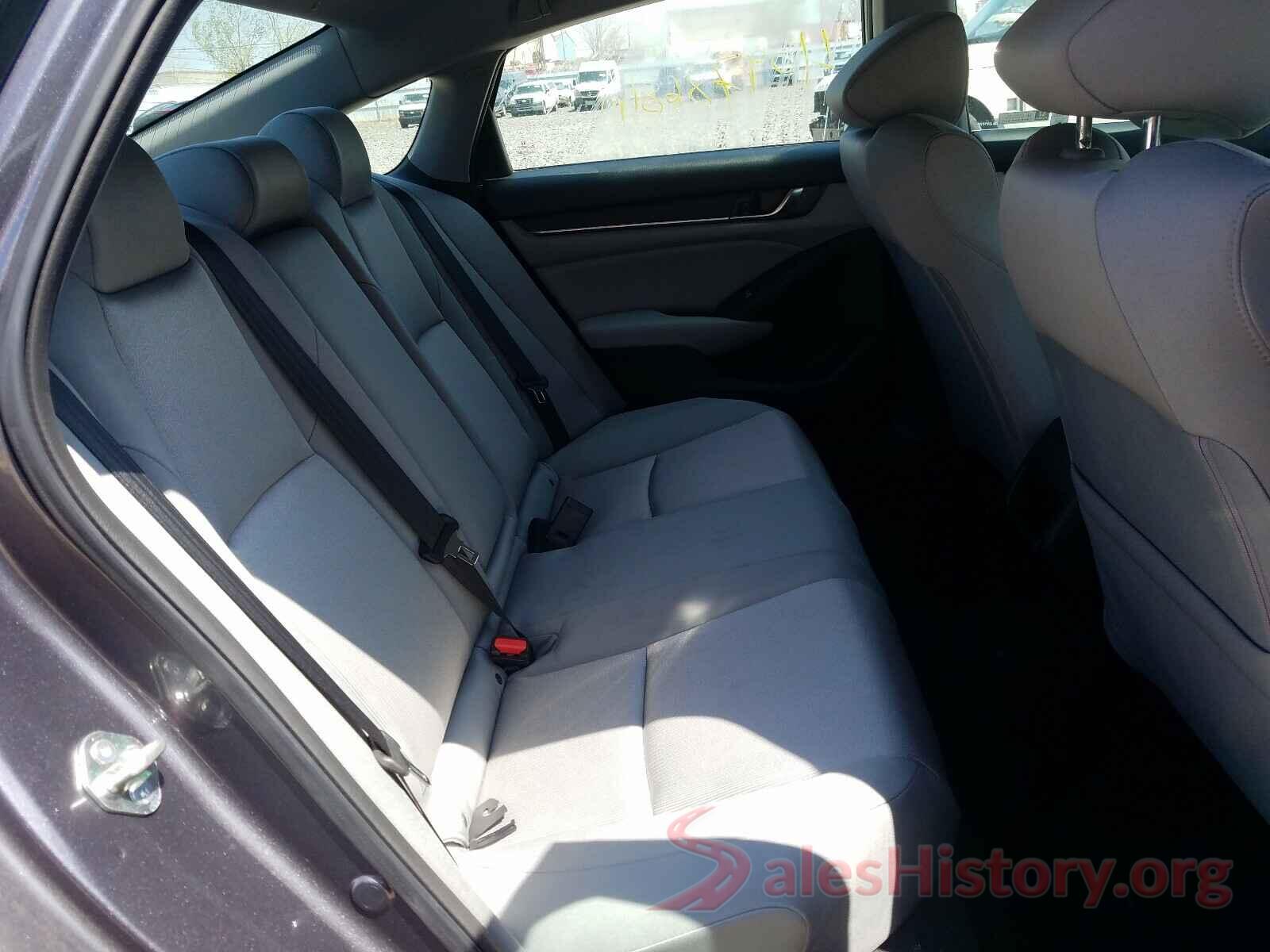 1HGCV1F19KA144584 2019 HONDA ACCORD