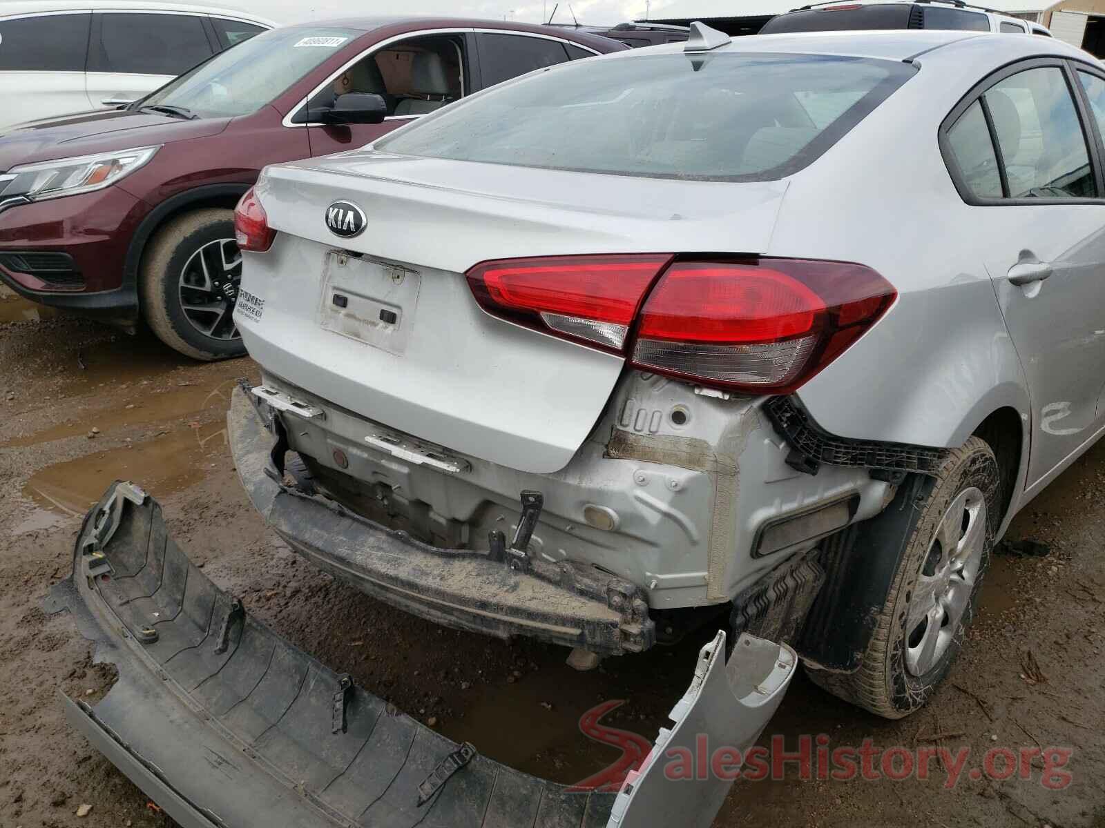 3KPFL4A77JE165041 2018 KIA FORTE