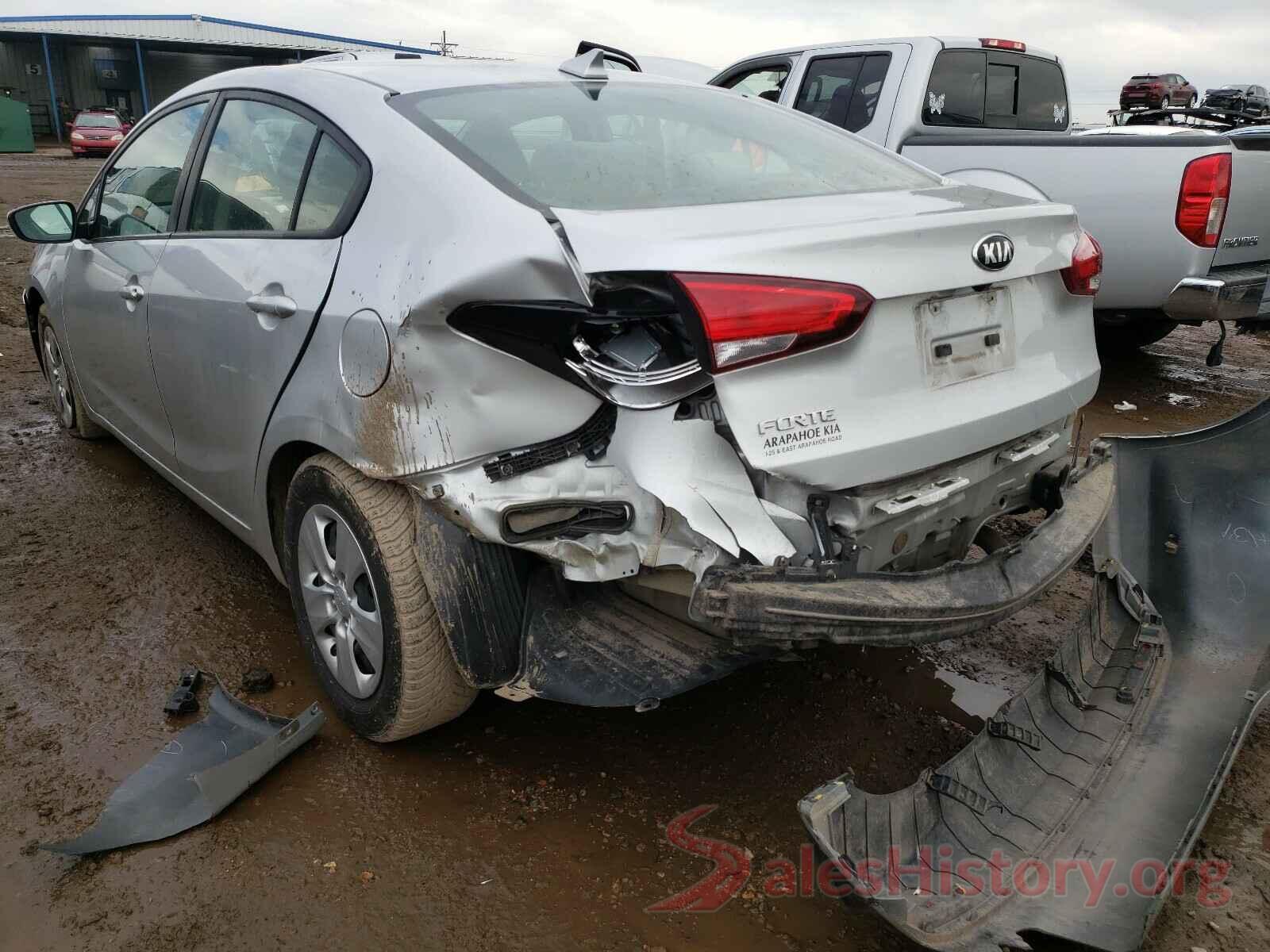 3KPFL4A77JE165041 2018 KIA FORTE