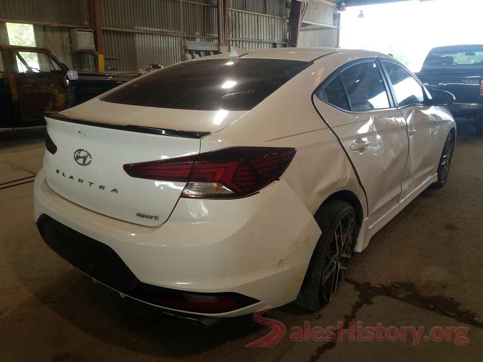 KMHD04LB8LU063085 2020 HYUNDAI ELANTRA