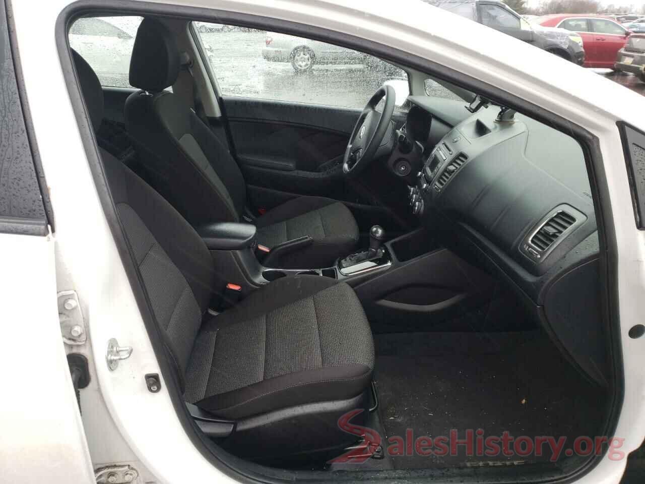 3KPFK4A79JE234654 2018 KIA FORTE