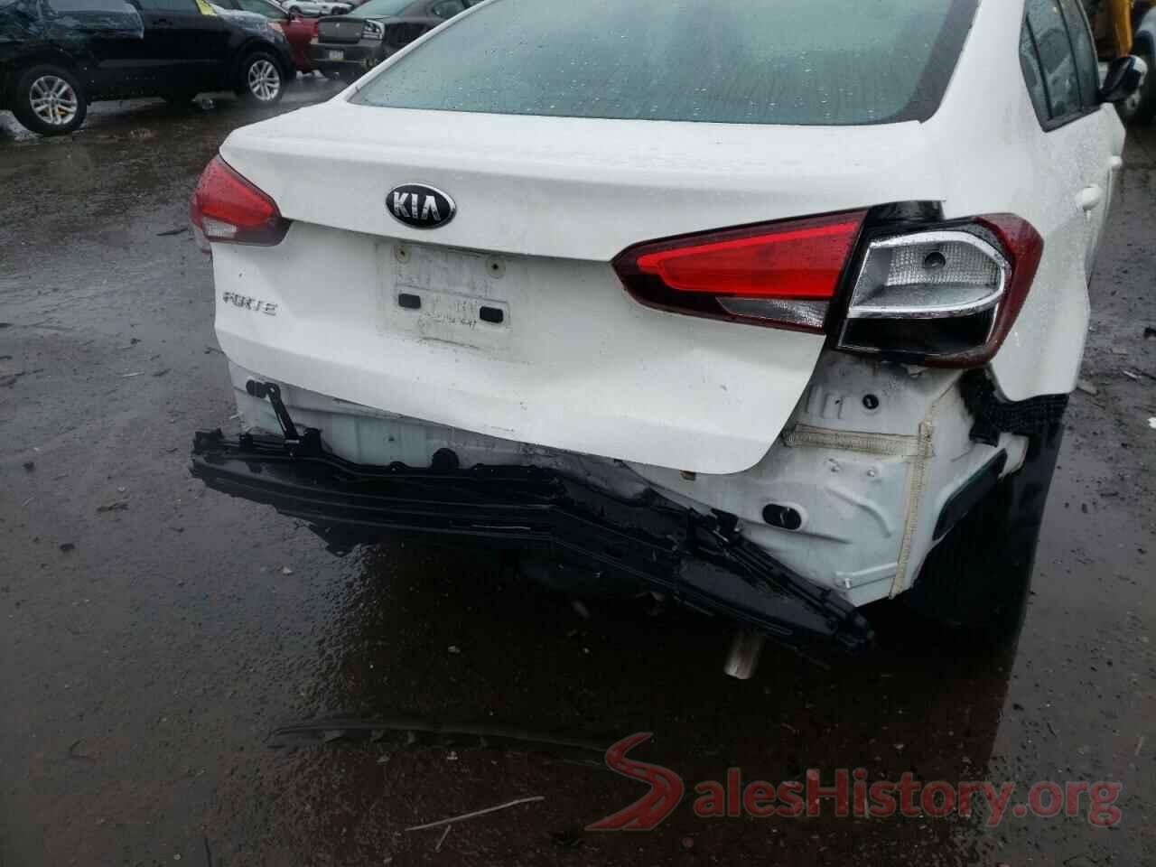 3KPFK4A79JE234654 2018 KIA FORTE