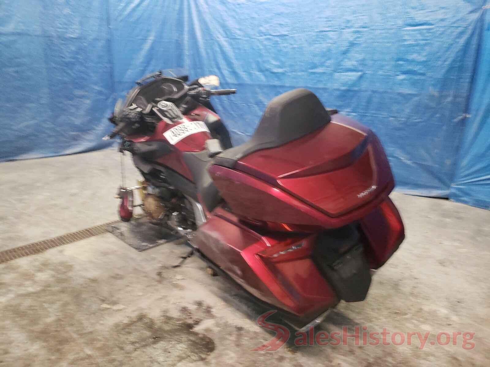 JH2SC790XJK002119 2018 HONDA GL CYCLE