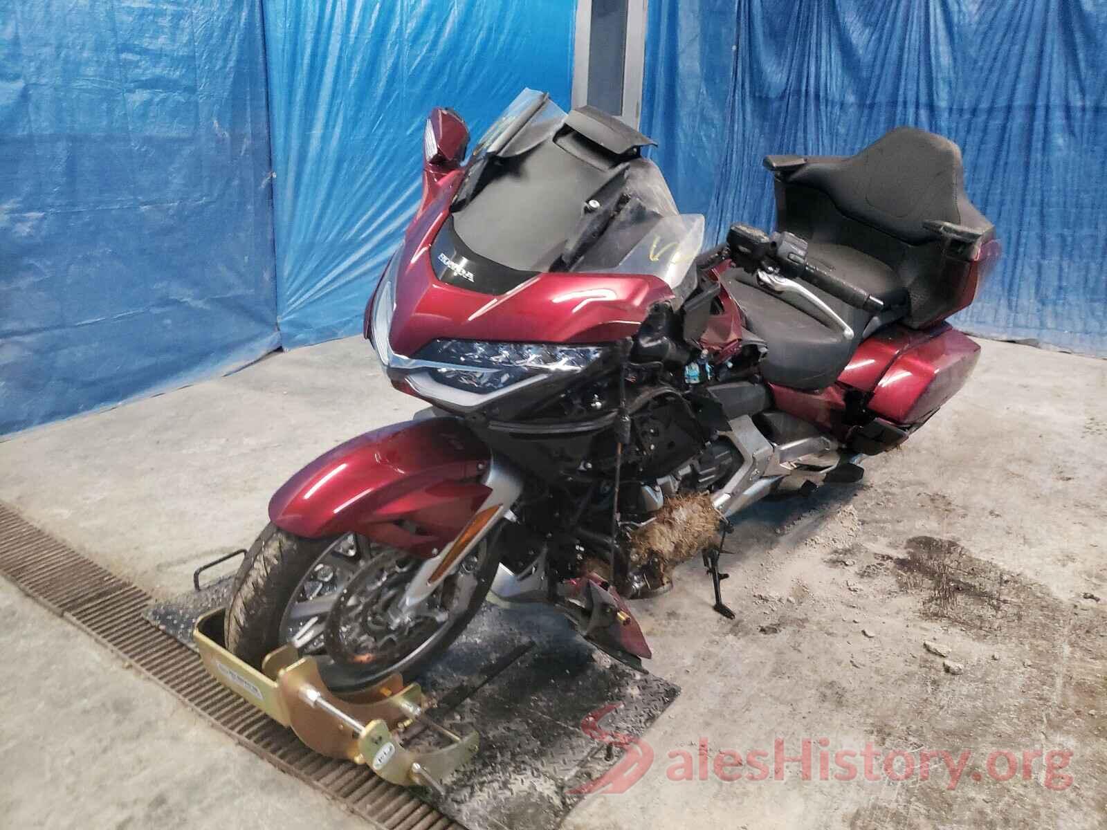 JH2SC790XJK002119 2018 HONDA GL CYCLE