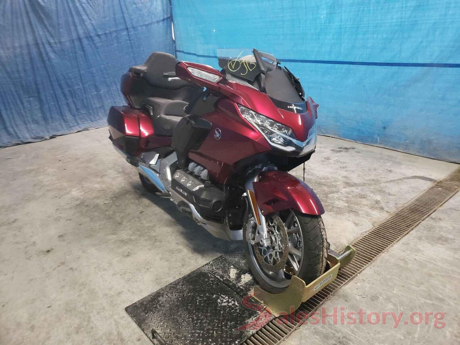 JH2SC790XJK002119 2018 HONDA GL CYCLE