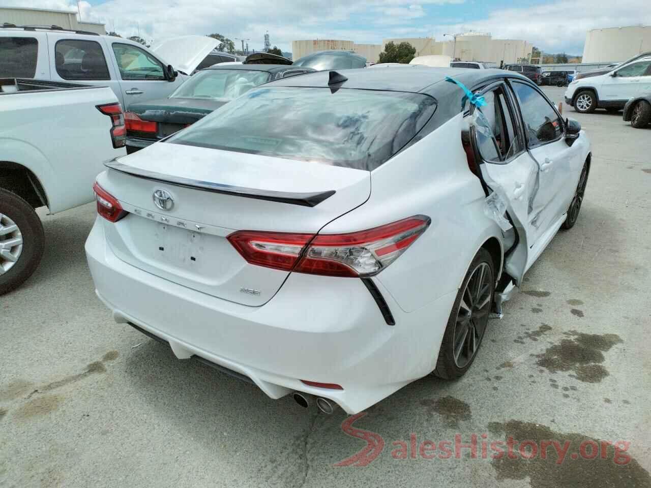 4T1B61HK0KU299323 2019 TOYOTA CAMRY