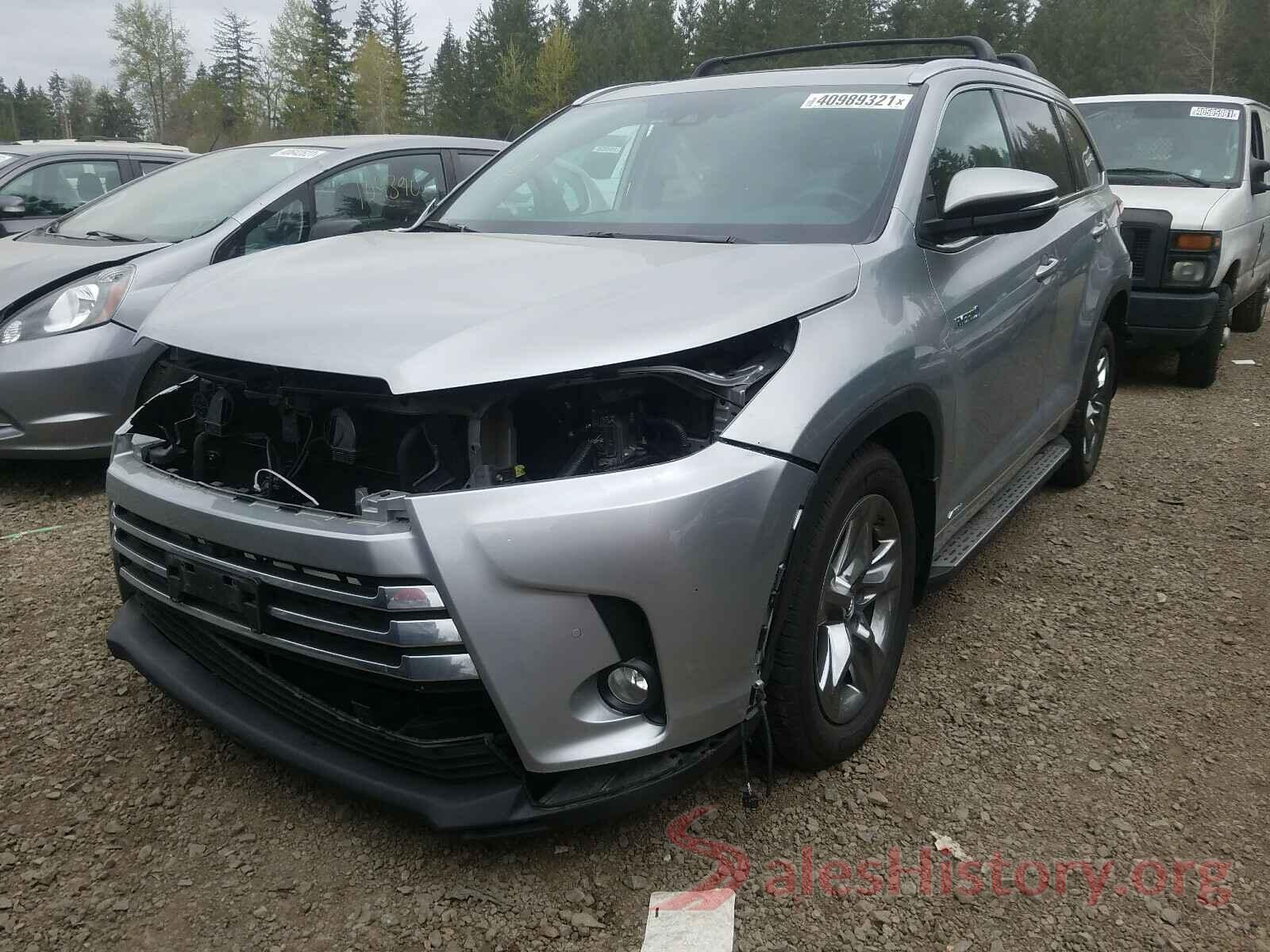 5TDDGRFHXJS037666 2018 TOYOTA HIGHLANDER