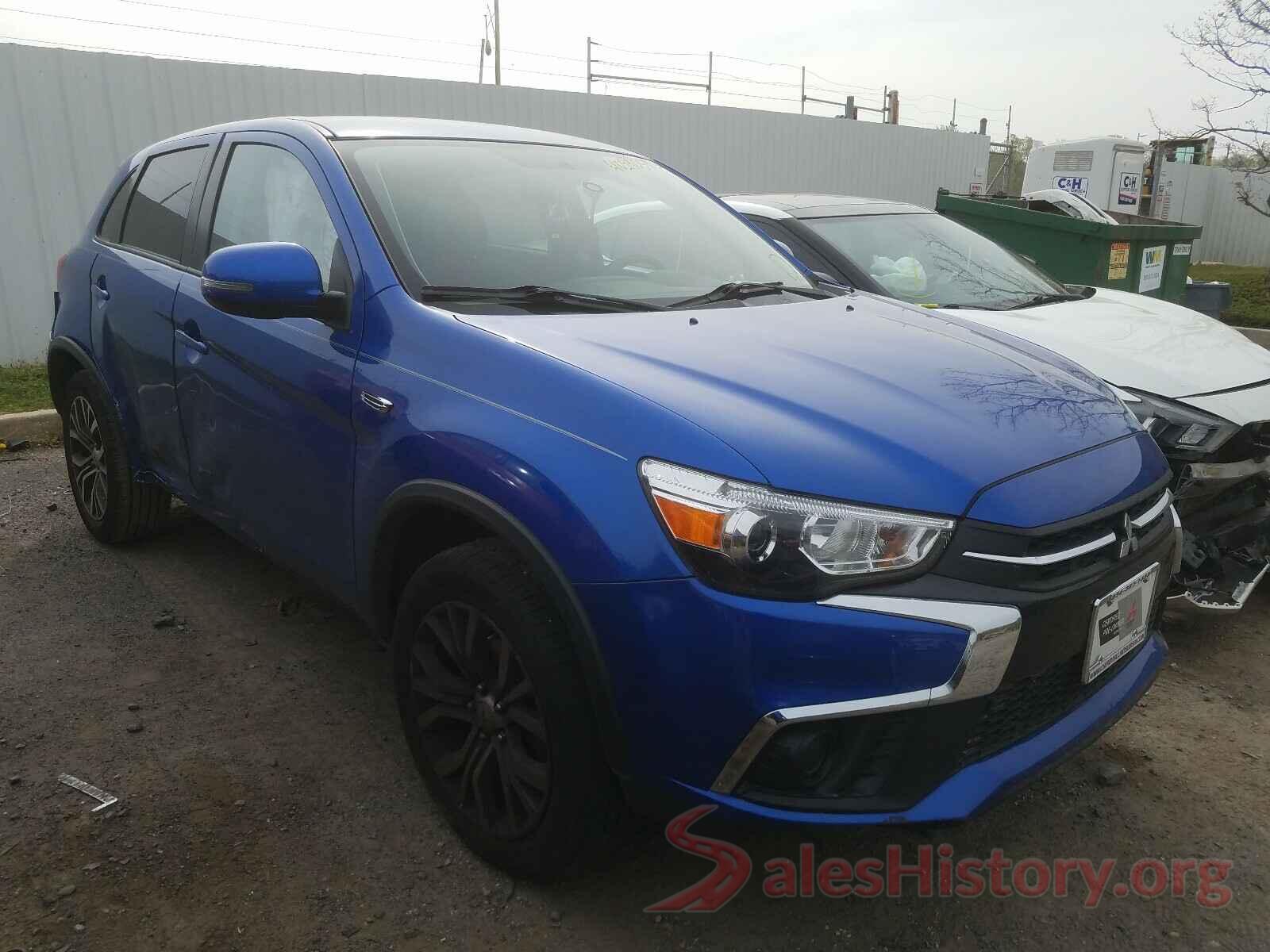 JA4AP3AU0JU005593 2018 MITSUBISHI OUTLANDER