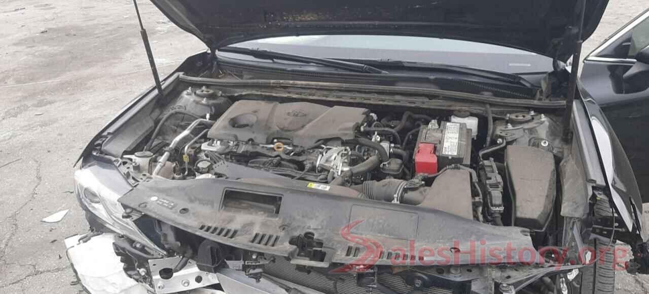 4T1B61HK1KU772386 2019 TOYOTA CAMRY