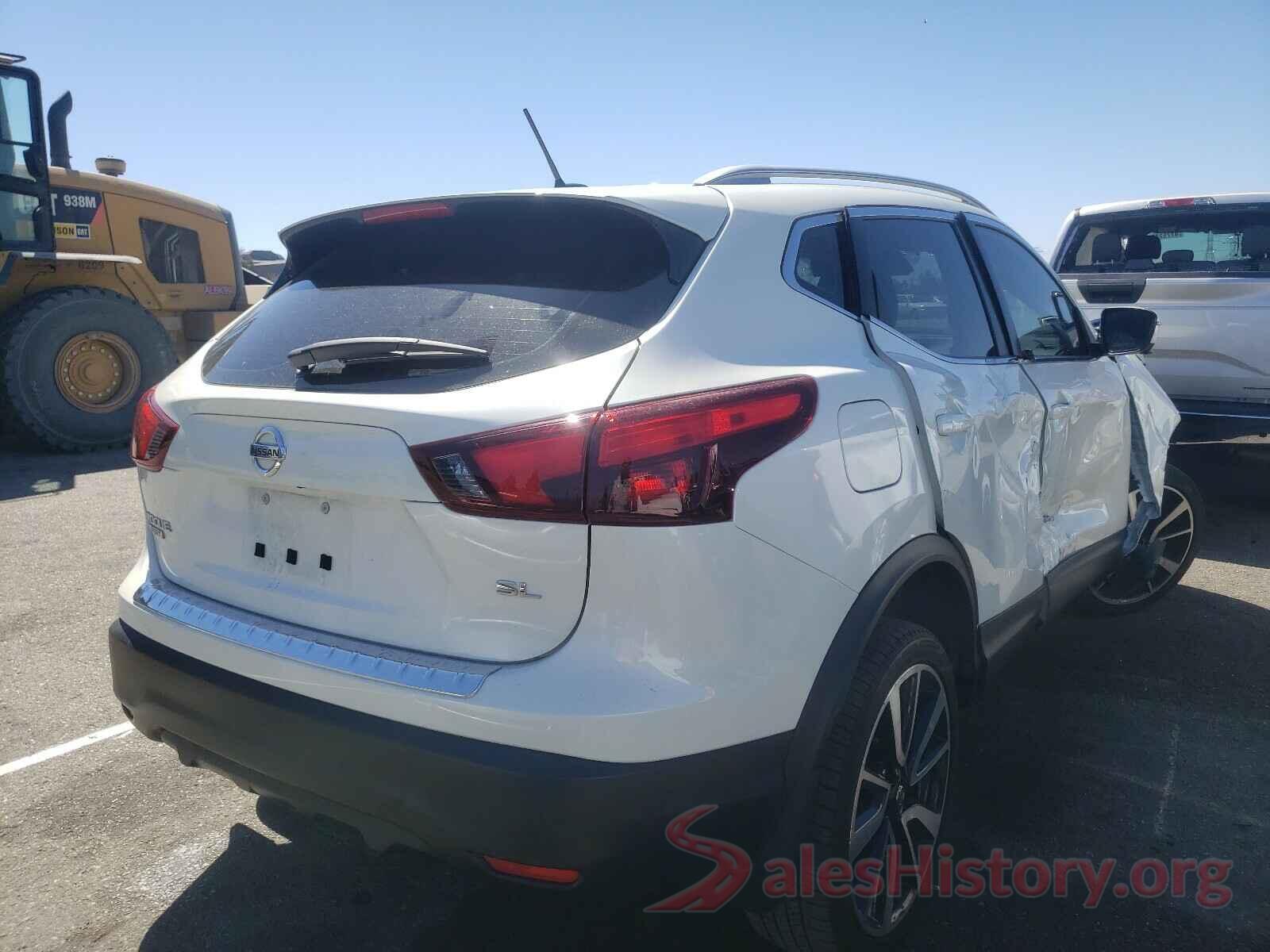 JN1BJ1CP0JW182157 2018 NISSAN ROGUE