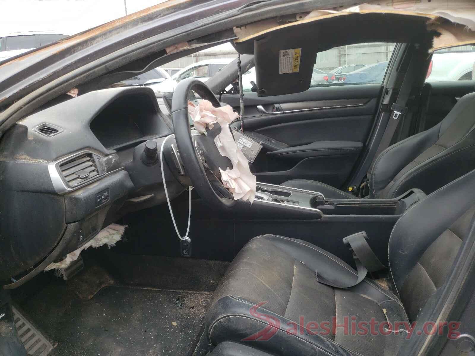 1HGCV1F30JA247683 2018 HONDA ACCORD