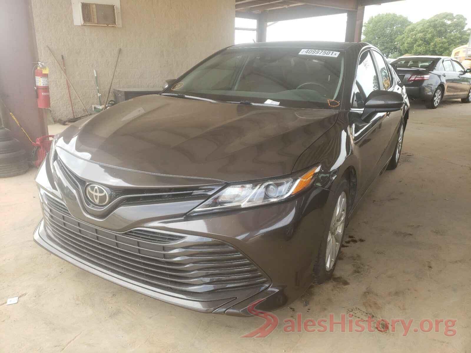 4T1B11HK6JU026108 2018 TOYOTA CAMRY