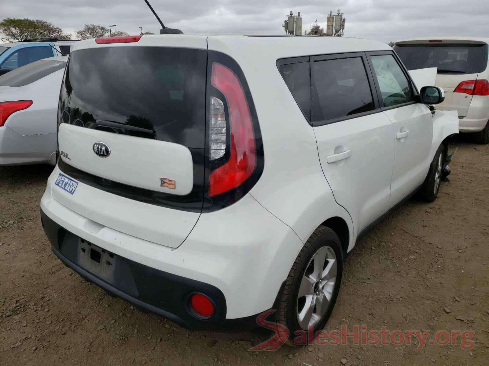 KNDJN2A28J7607984 2018 KIA SOUL