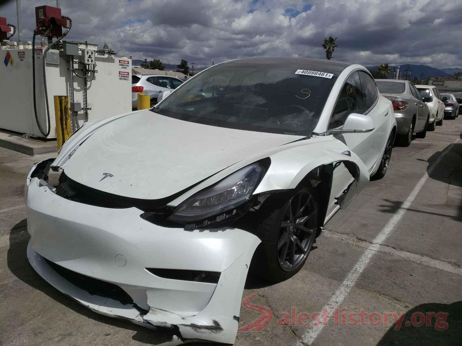 5YJ3E1EA0KF430699 2019 TESLA MODEL 3