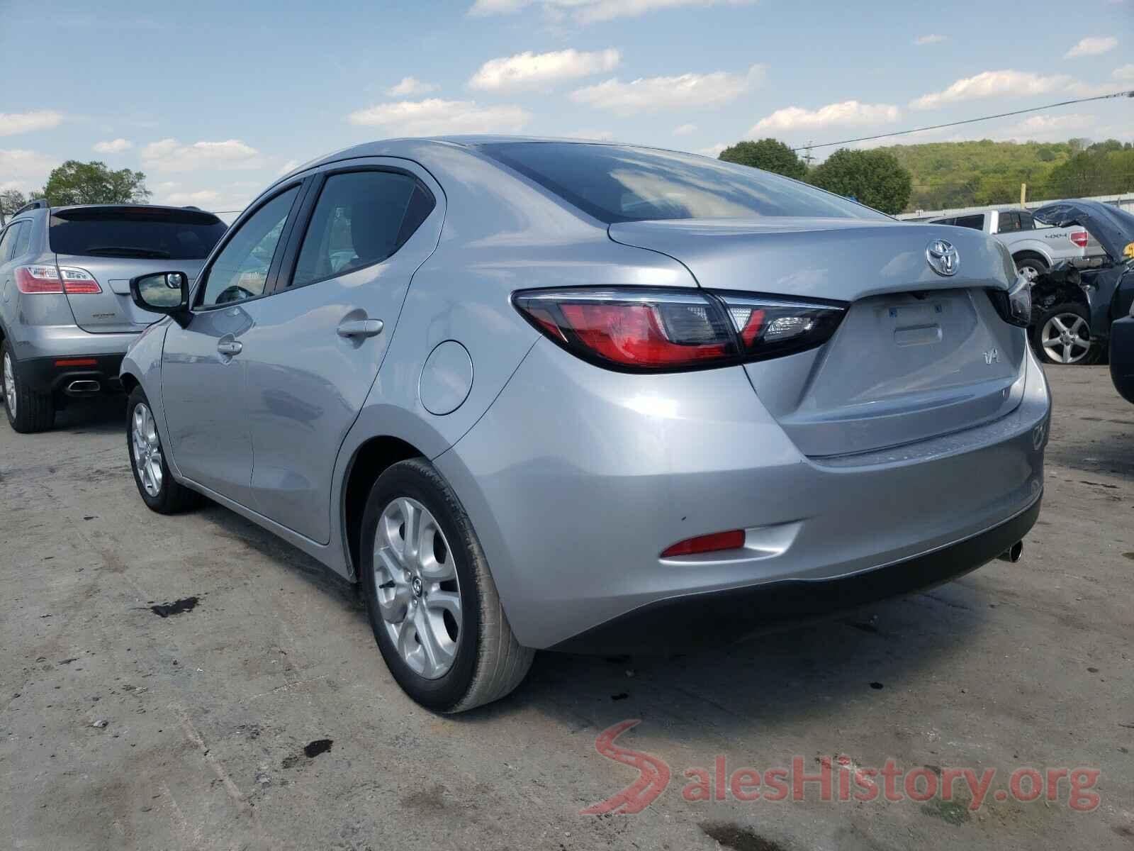 3MYDLBYV7JY317710 2018 TOYOTA YARIS