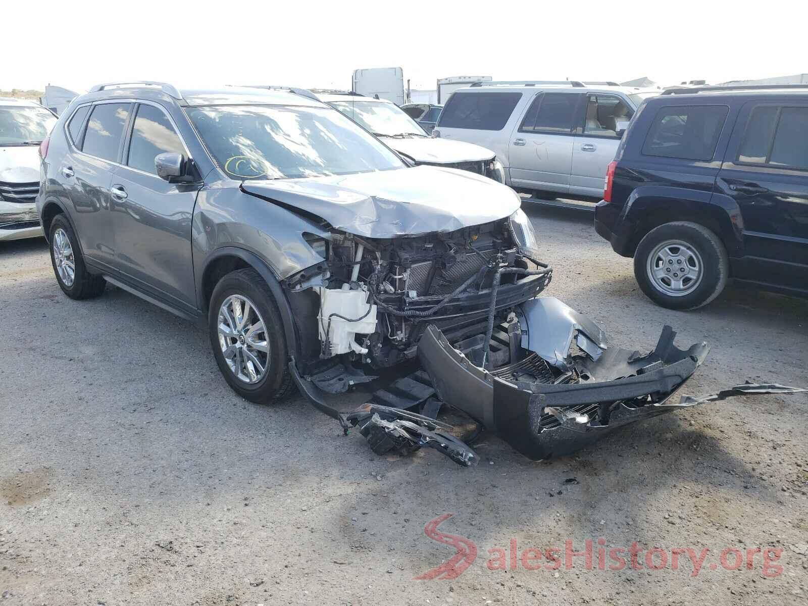 KNMAT2MT7JP517431 2018 NISSAN ROGUE